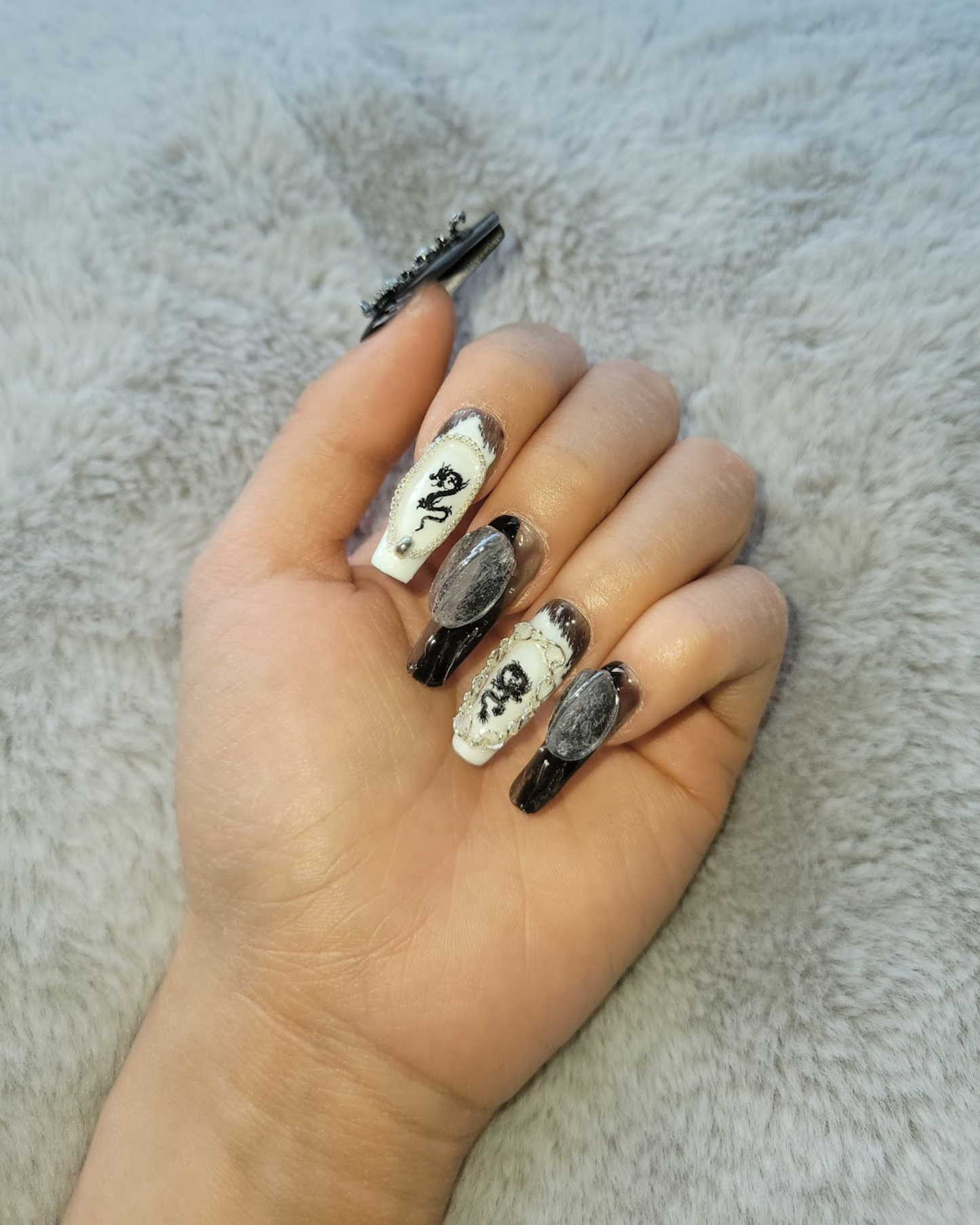 Dragon Chain